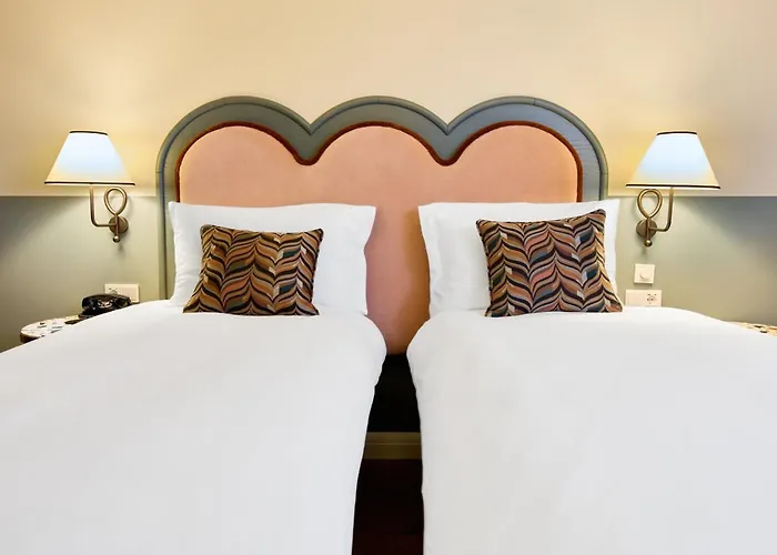 The Hoxton, Hotel 4*