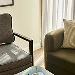 The Hoxton, 4*