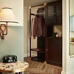 The Hoxton, Hotell 4*