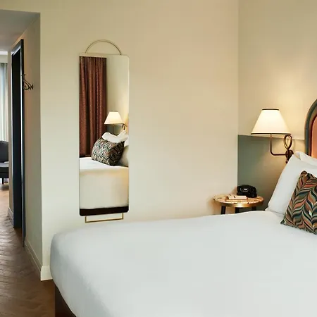 The Hoxton, מלון